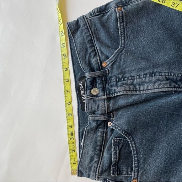 Express Mom Jean Super High Rise Dark Wash Size 2 - Picture 10 of 13